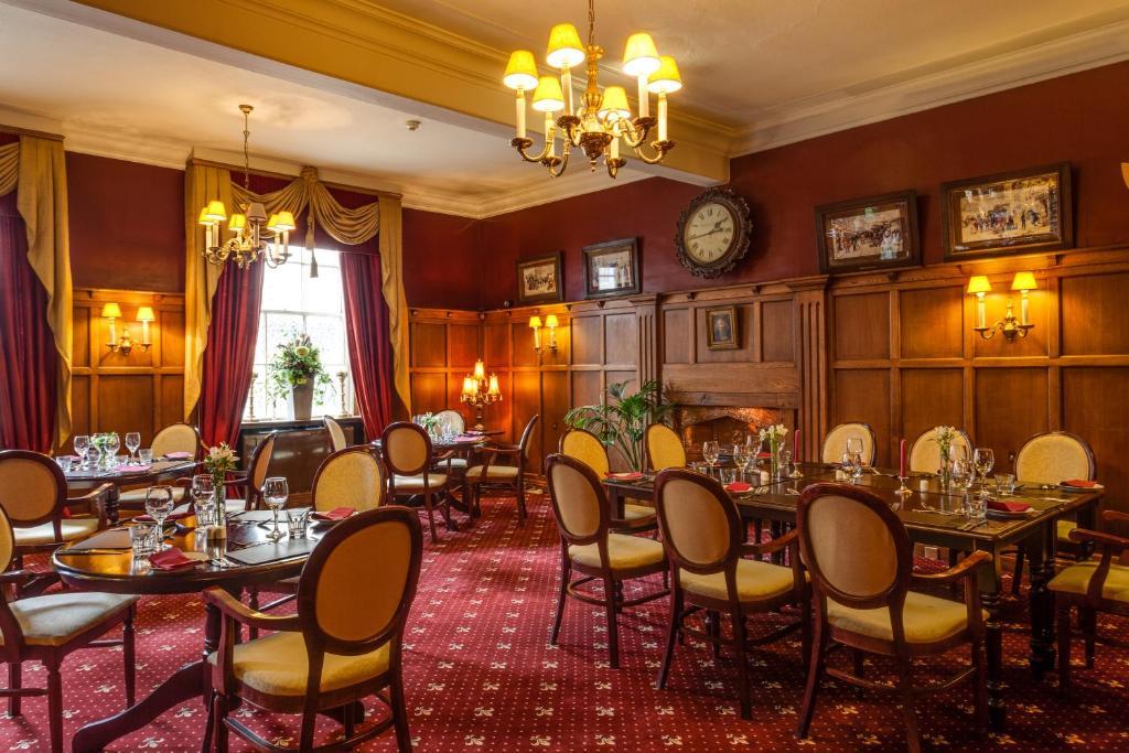 The Saracens Head Hotel Саутвелл Экстерьер фото