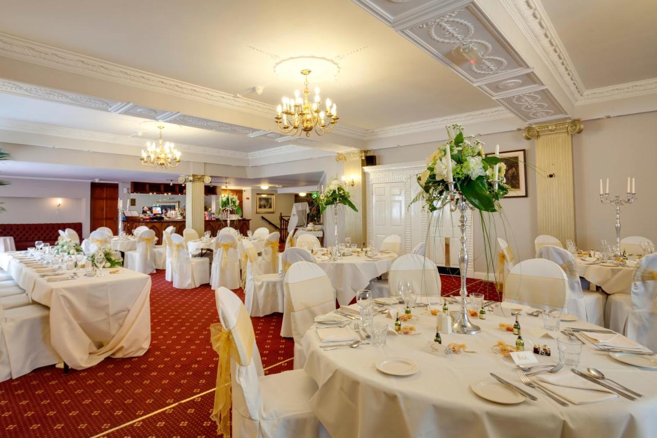 The Saracens Head Hotel Саутвелл Экстерьер фото